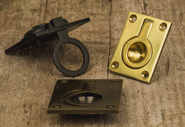 Flush Lift Ring: Κρυφό σχέδιο, Ασφαλέστερο άνοιγμα καταστρώματος